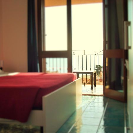 Hotel Bellavista S'Archittu 객실 사진