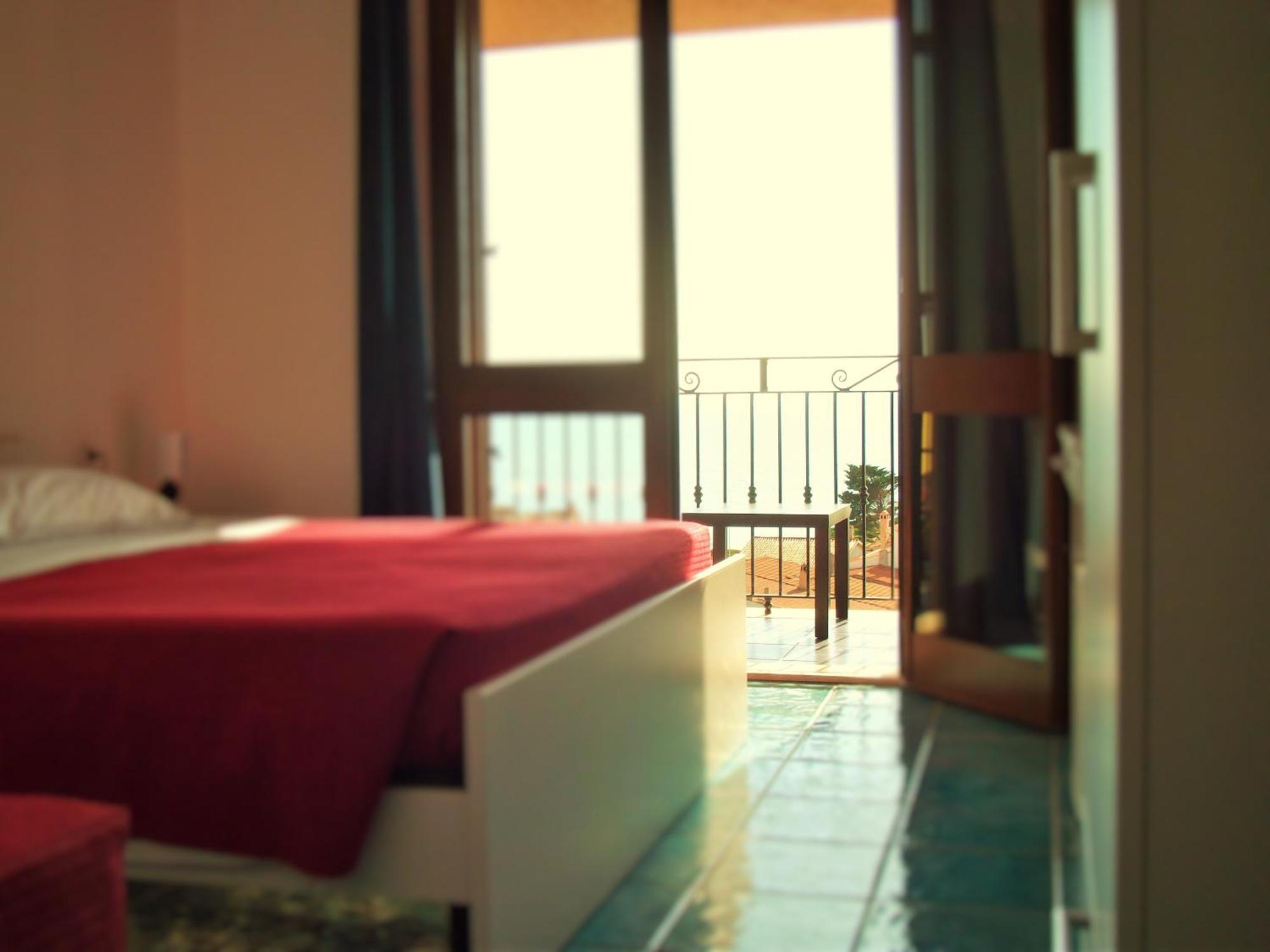 Hotel Bellavista S'Archittu 객실 사진