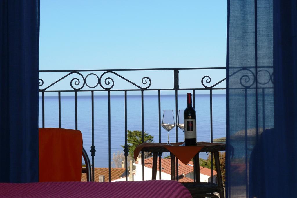 Hotel Bellavista S'Archittu 객실 사진