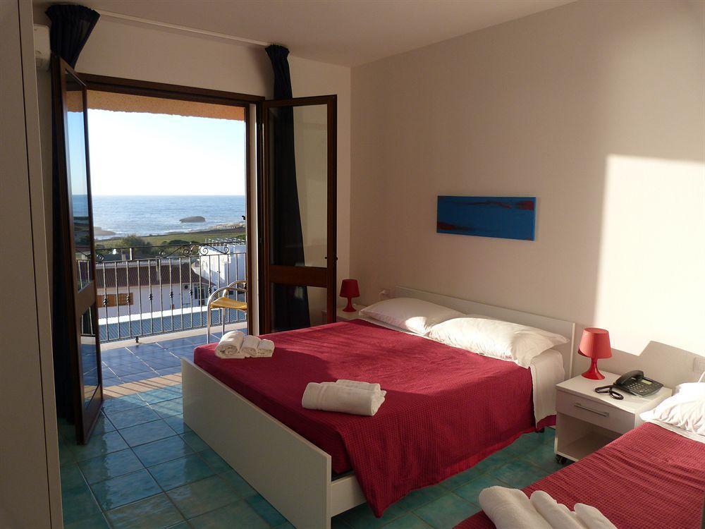 Hotel Bellavista S'Archittu 외부 사진